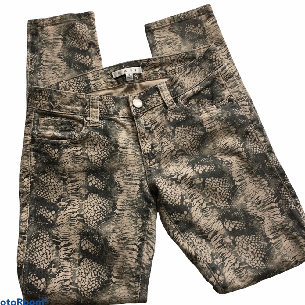 CAbi Super Skinny Diamondback Snakeskin Reptile 958 Gray Tan Black Denim Jeans